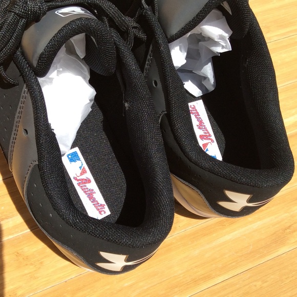 Under Armour Leadoff Low RM Baseball Cleats 13 - Picture 6 of 8